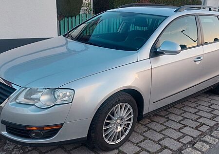 VW Passat Variant Volkswagen 2.0 TDI DPF DSG Trendline Var...
