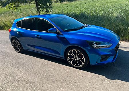 Ford Focus 1,0 EcoBoost 92kW ST-Line, 8-fach bereift