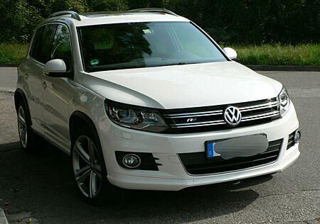 VW Tiguan Volkswagen 2.0 TSI 4MOTION Sport & Style R-Line