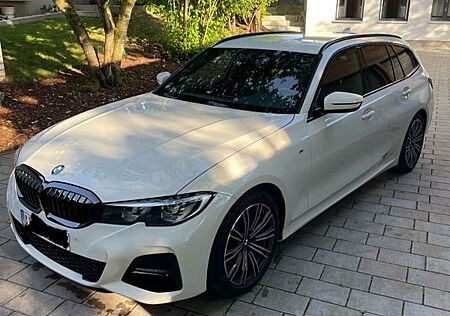 BMW 320i Touring M Sport Auto M Sport