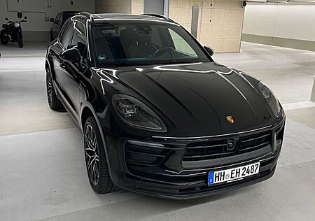Porsche Macan Schwarz 21 Zoll LED Bose Leder