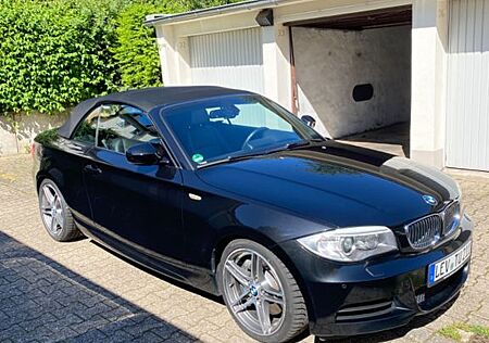 BMW 135i Cabrio - M Perfo.Kit - M Paket - DKG