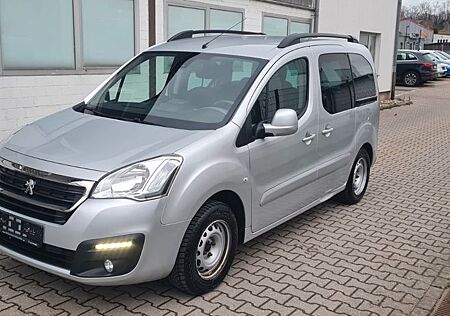 Peugeot Partner Tepee Active VTi 120 Euro 6 W