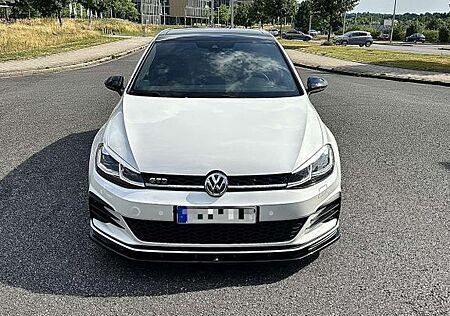 VW Golf Volkswagen 2.0 TDI BMT DSG GTD GTD