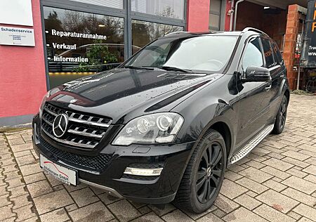 Mercedes-Benz ML 300 CDI Motor NEU 4MATIC Comand AHK Xenon