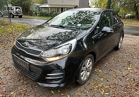 Kia Rio gebraucht kaufen Kia Rio UEFA Euro 2016