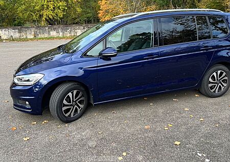 VW Touran Volkswagen 2.0 TDI SCR DSG ACTIVE
