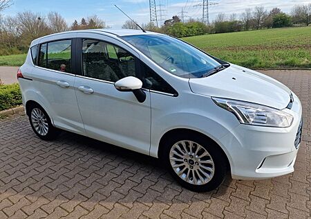 Ford B-Max Titanium TÜV 12/2025 Garagenfahrzeug