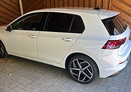 VW Golf Volkswagen 1.5 TSI OPF 96kW Life Life