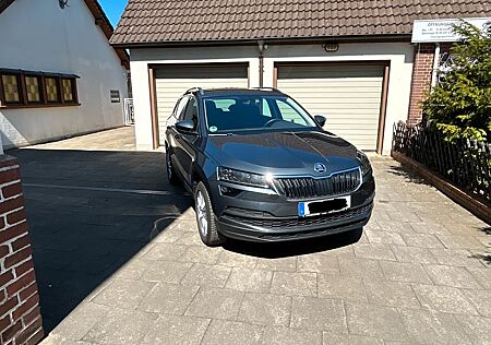 Skoda Karoq 1.5 TSI DSG / AHK / LED / ACC/Kamera