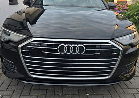 Audi A6 40 TDI S tronic Avant quatro