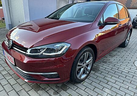 VW Golf Volkswagen VII Lim. Highline DSG, AHK