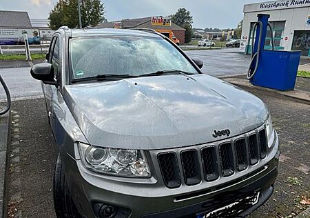 Jeep Compass 2.2 CRD 100kW Limited 2WD Limited