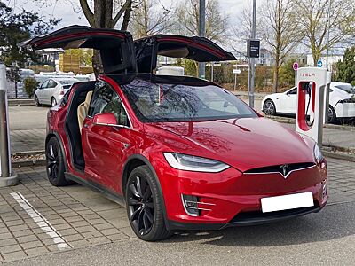 Tesla Model X P100D FREE SUPERCHERGING & CONNECTIVITY