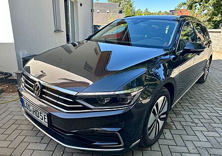 VW Passat Variant Volkswagen 1.4 TSI DSG GTE Variant GTE