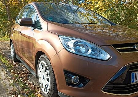 Ford C-Max 1,0 EcoBoost 92kW Titanium Titanium