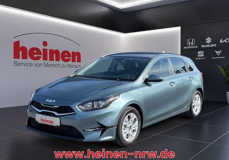 Kia Cee'd 1.5 VISION DCT KOMFORT PLUS NAVI BLUETOOTH