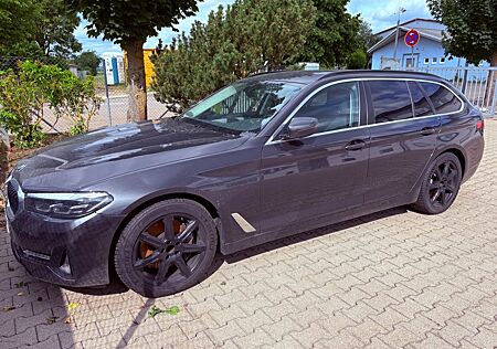 BMW 530d xDrive Touring|Mechatronik defekt|Facelift|