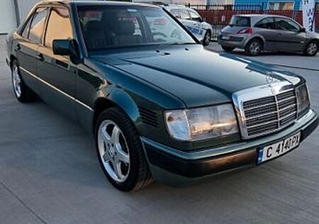 Mercedes-Benz E 300 TD