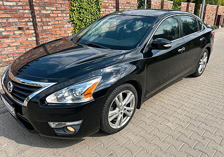 Nissan Altima 3.5 V6