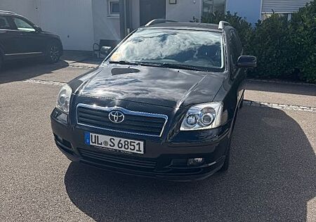 Toyota Avensis Combi Sol 1.8-l-VVT-i Automatik Sol