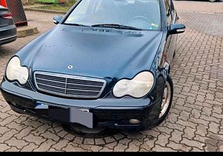Mercedes-Benz 200 C200