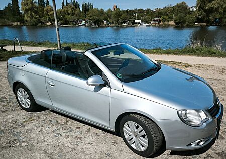 VW Eos Volkswagen 2.0 FSI Standard