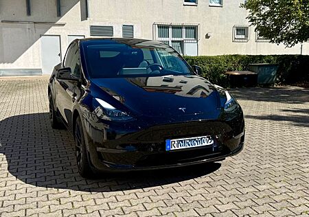 Tesla Model Y Long Range Dual Motor AWD Long Range