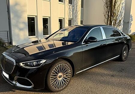 Mercedes-Benz S 580 Mercedes-Maybach 4MATIC Mercedes...