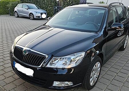 Skoda Octavia 1.6 TDI combi schwarz