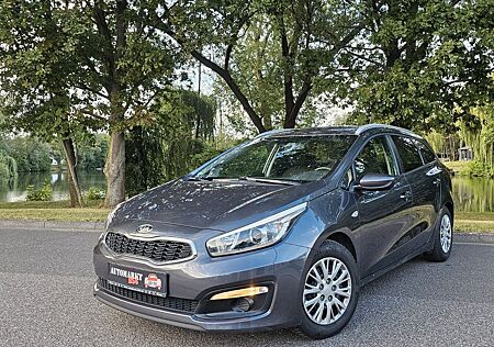 Kia Cee'd Sportswagon cee'd Sportswagon1.4/1Hand/SCHECKHEFT/NAVI/TOP