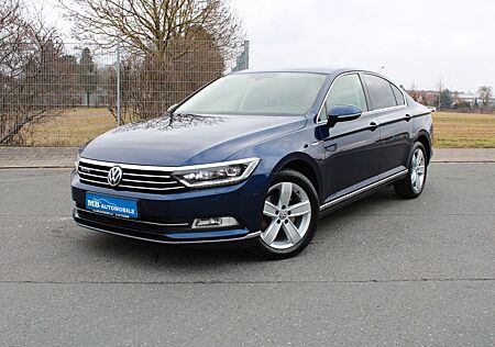 VW Passat Volkswagen Lim. Highline 4Motion DSG LED ACC 17"Alu
