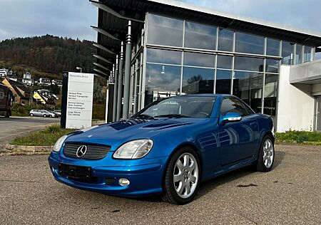 Mercedes-Benz SLK 320