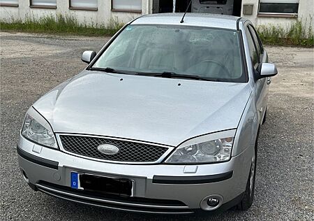 Ford Mondeo 2.0 Ghia Autom. Ghia