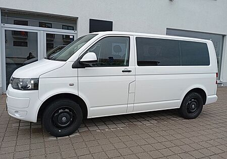 VW T5 Transporter Volkswagen Kombi 2.0 TDi
