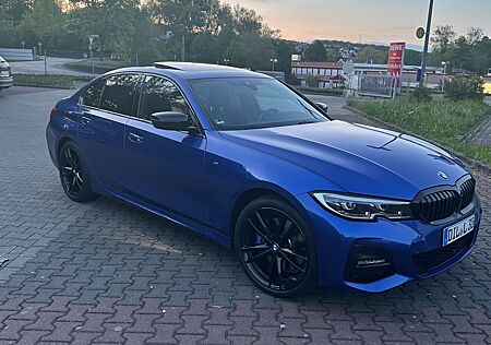 BMW 330e xDrive M Sport Automatik