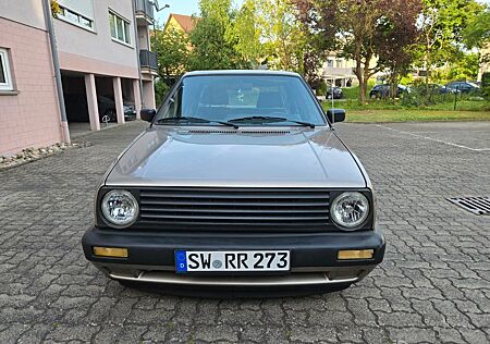 VW Golf Volkswagen 2 GL 1.6 Tüv 04.2026. 5 Türen. 5 Gang