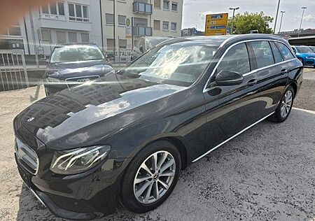 Mercedes-Benz E 220 T-Modell d 143 kW CDI KAMERA