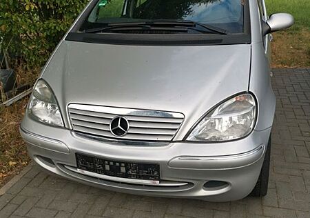 Mercedes-Benz 190 A190