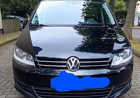 VW Sharan Volkswagen 1.4 TSI Match Navi AHK 6 Gang Schiebetür