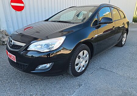 Opel Astra J 1,7 CDTI- KLIMA/MFL/TEMP/PDC/NAVI/8 FACH