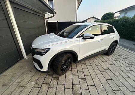 Audi Q4 e-tron 40 e-tron -