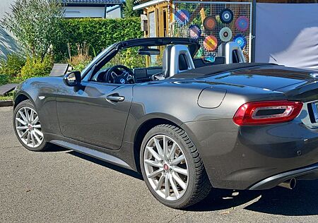 Fiat 124 Spider 1.4 MultiAir Turbo Lusso Lusso