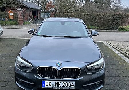 BMW 118i -