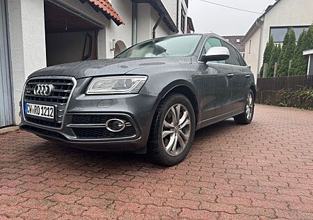 Audi SQ5 Panorama, AHK, ACC, ATM Trubo bei 144 tkm ne