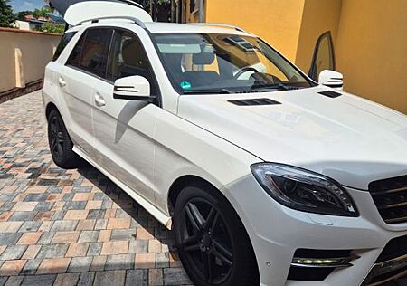 Mercedes-Benz ML 350 BlueTEC 4MATIC -
