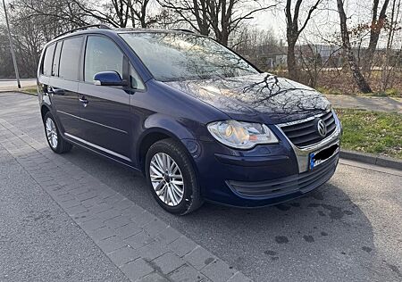 VW Touran Volkswagen 2.0 TDI 103kW DSG TÜV NEU Guten Zustand