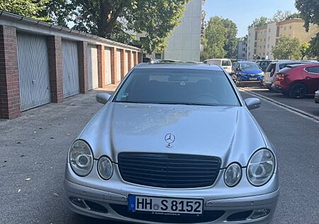 Mercedes-Benz E 240 CLASSIC Classic