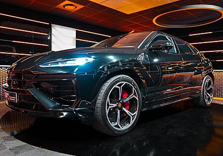 Lamborghini Urus SE*first hand*Sensonum*sunroof*ventilated