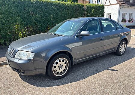 Audi A6 2.4 tiptronic quattro -